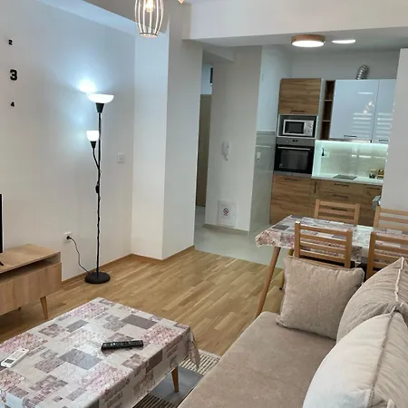 Apartamento Golden 25 *